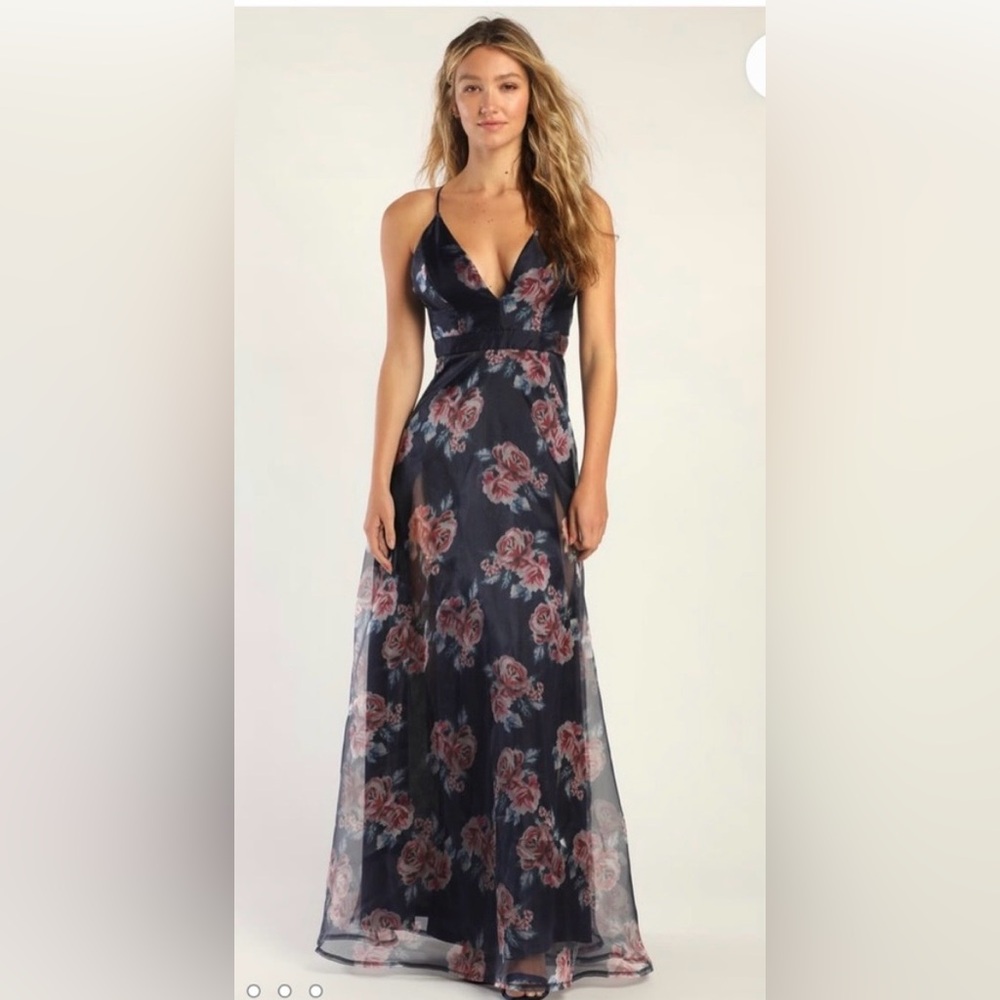 NWT Lulus Blooming Adoration Navy Blue Floral Maxi. Size XS.